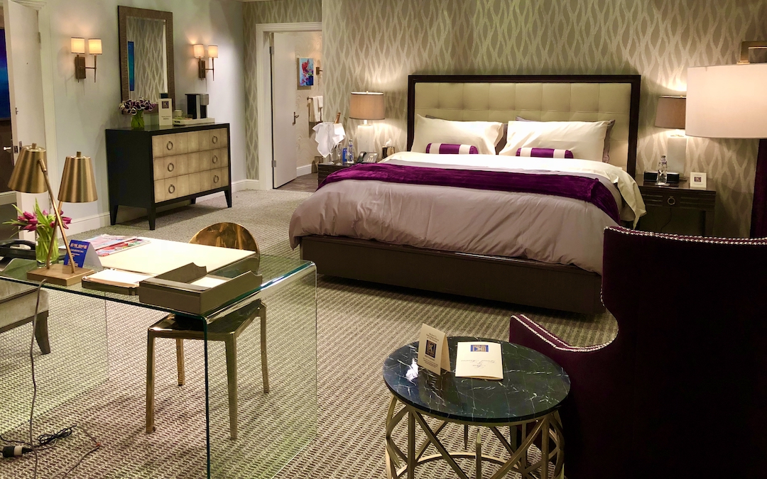 Big Bang Theory, Hotel