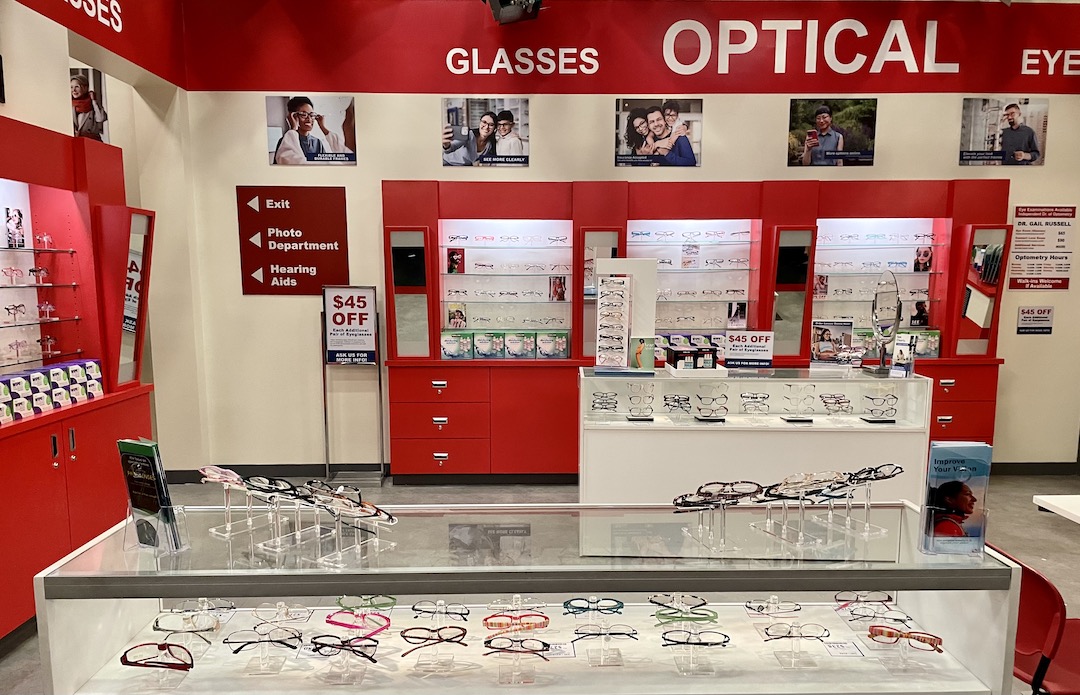 Bob Hearts Abishola, Costco Vision Center